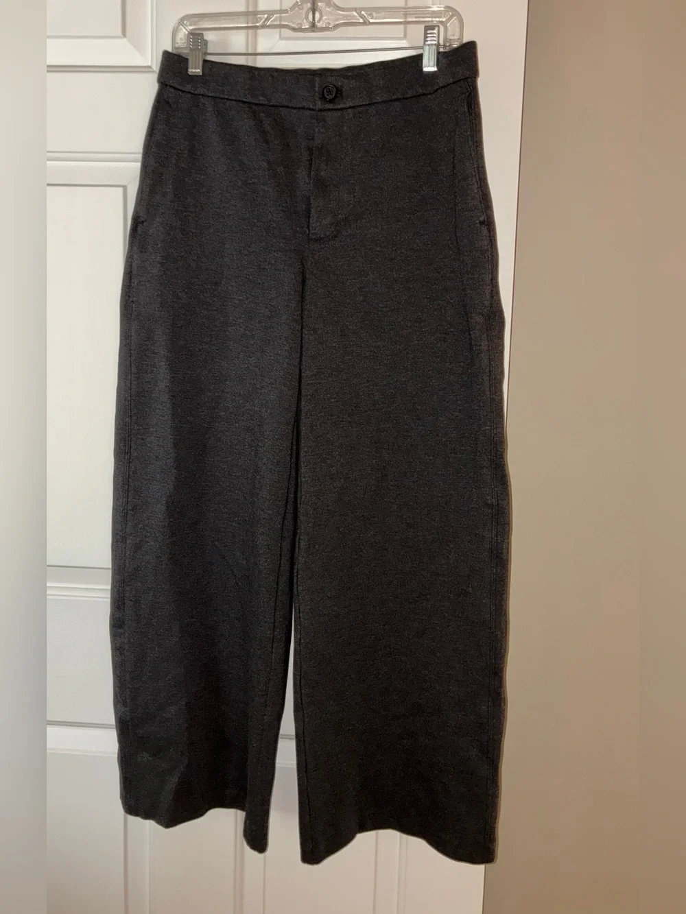 Like‎ New Banana Republic High-rise Wide Leg Ponte Pull on Pant Sz M